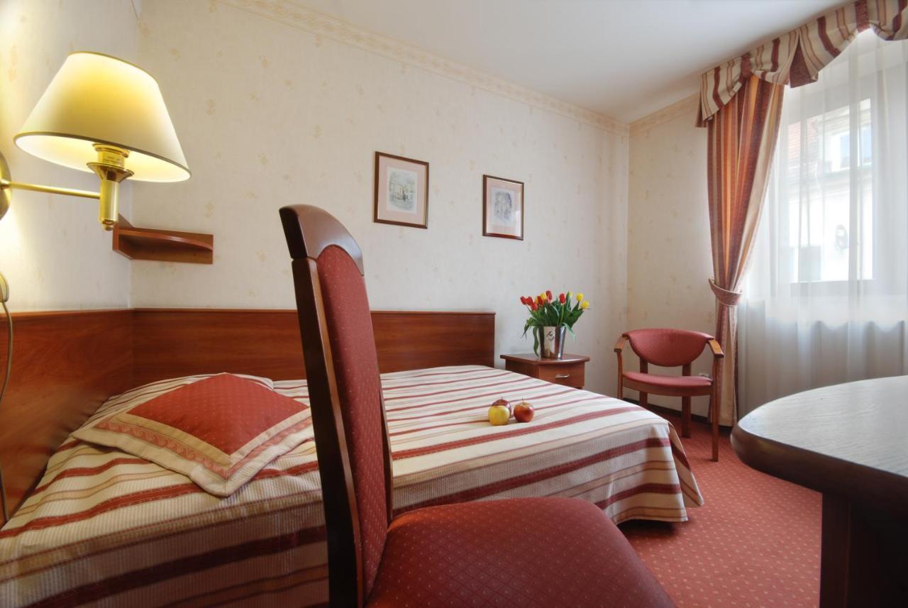 Hotel Basztowy Sandomierz Habitación foto
